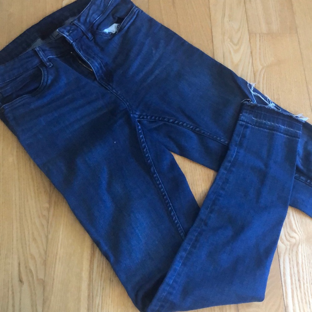 Heidi Klum frayed hem skinny jeans